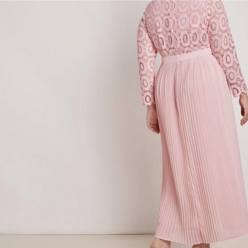 Eloquii Lace Evening Dress - Picture 3 of 5